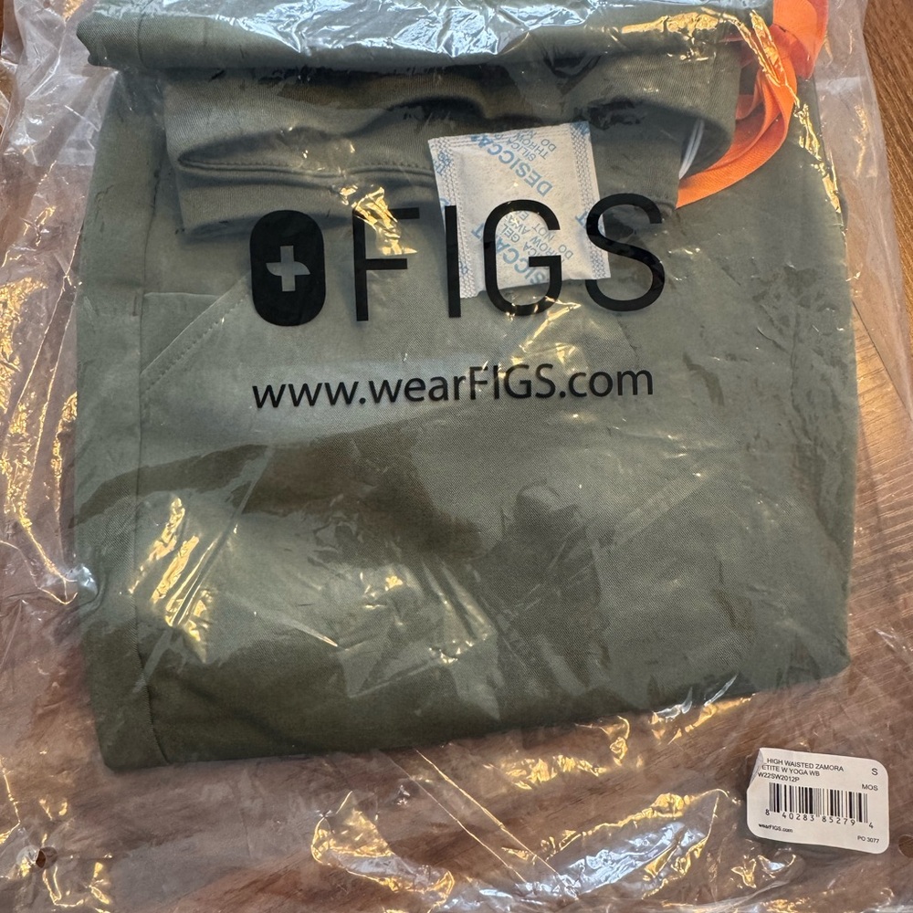 FIGS High Waisted Zamora Moss Scrub Pants NWT Size Small Petite